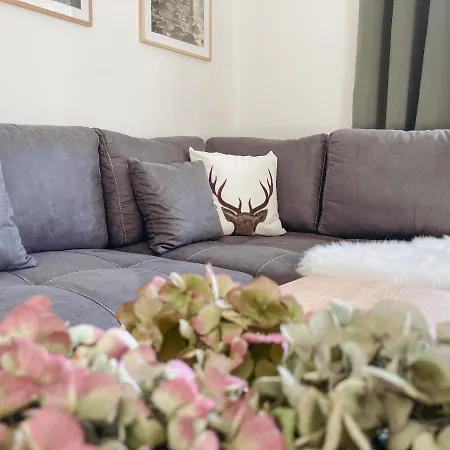 Bei Der Purpurbuche * באד הרצבורג